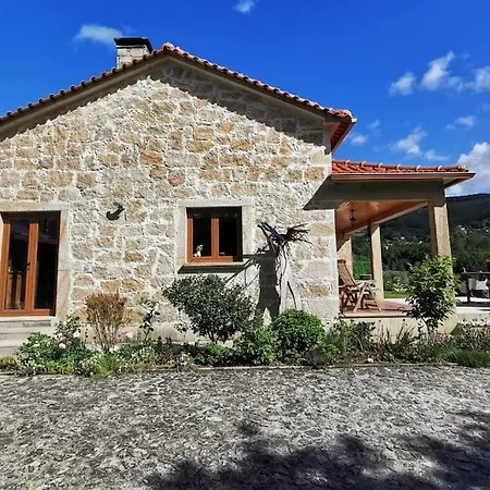 Casa Rosa Vila Nova de Cerveira