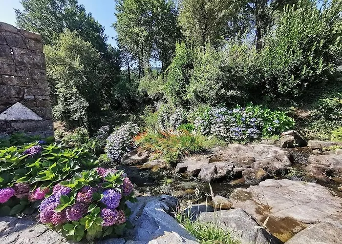 別荘 Casa Rosa ヴィラ・ノーヴァ・デ・セルヴェイラ